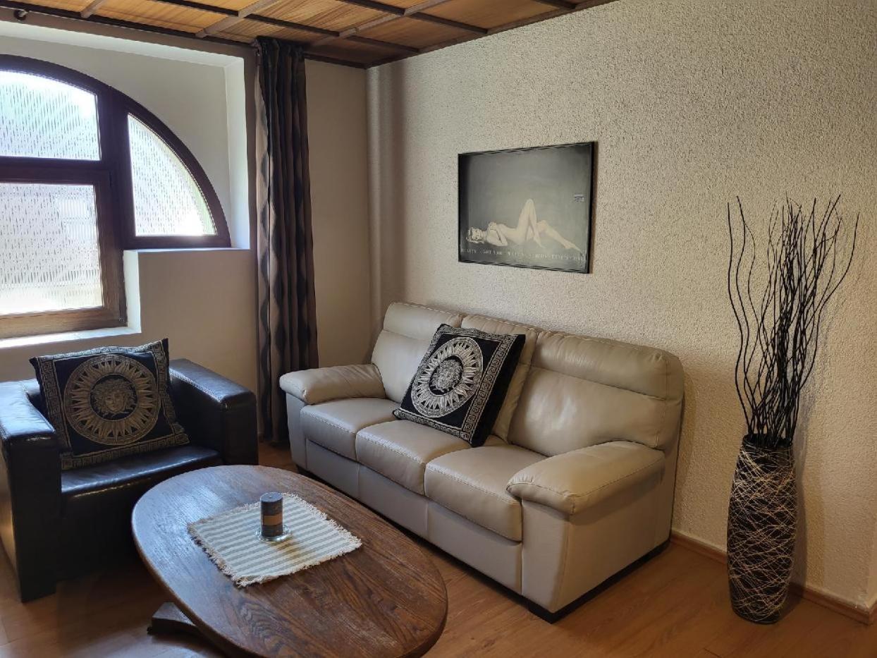 Sunflower Prague Apartments And Suites Exterior foto